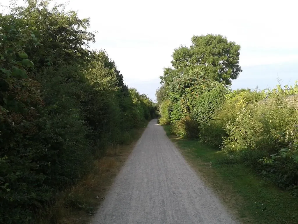 Homestay B&B Am See Koeln - Privatzimmer Germany