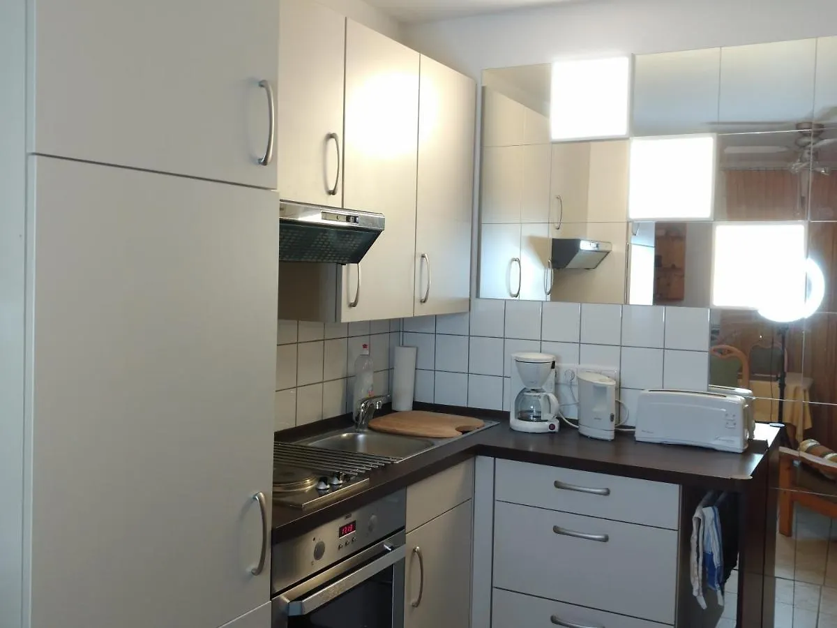 Privatunterkunft B&B am See Köln - Privatzimmer