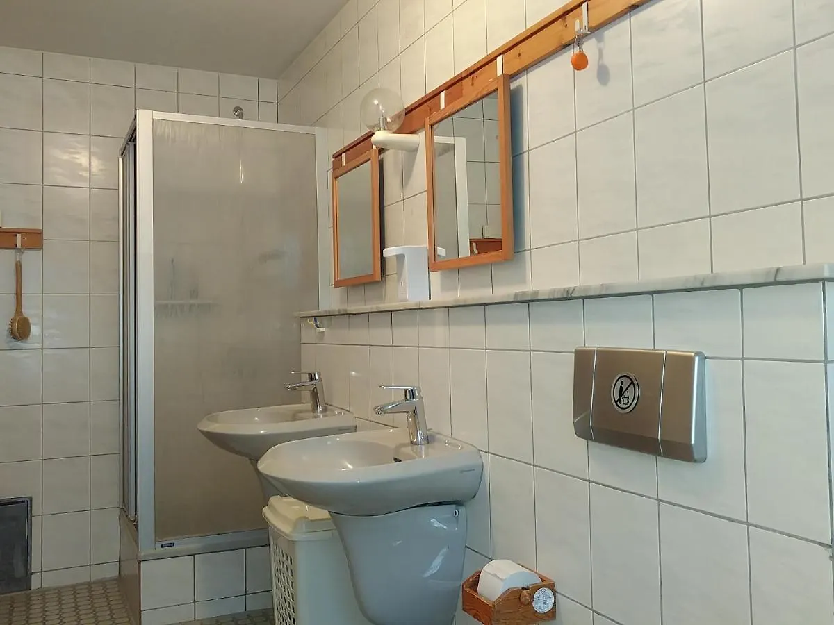 Privatunterkunft B&B am See Köln - Privatzimmer